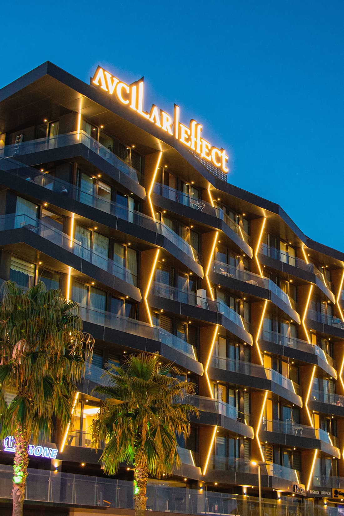 <img data-src="https://avcilarinsaat.com.tr/wp-content/uploads/2022/07/avcilar-effect-logo-white-photo.png">